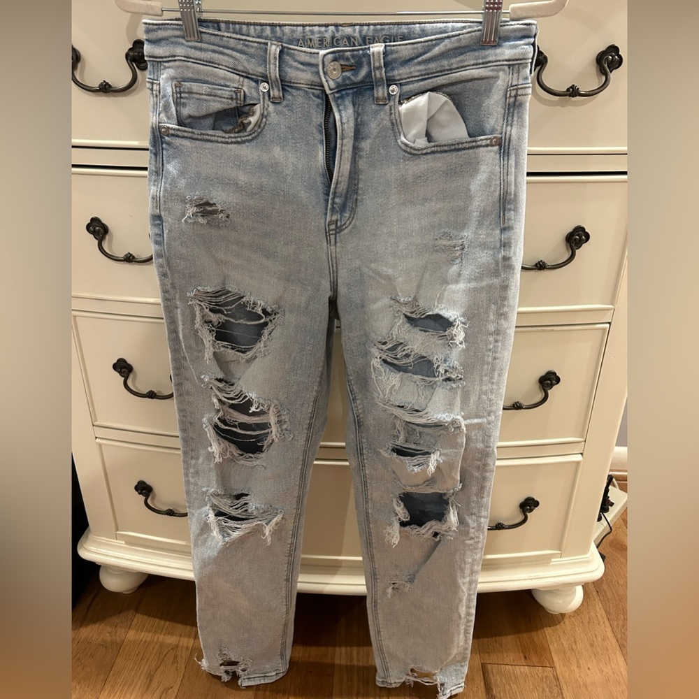 American Eagle Mom Jeans